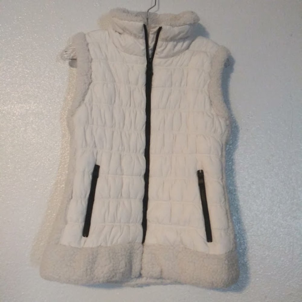 Calvin Klein women's size L white performance vest